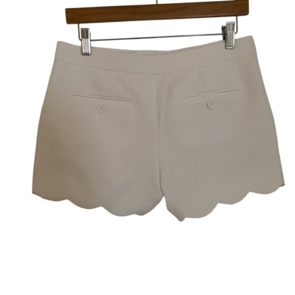 Club Monaco White Amber Textured Shorts 2 - Picture 4 of 5